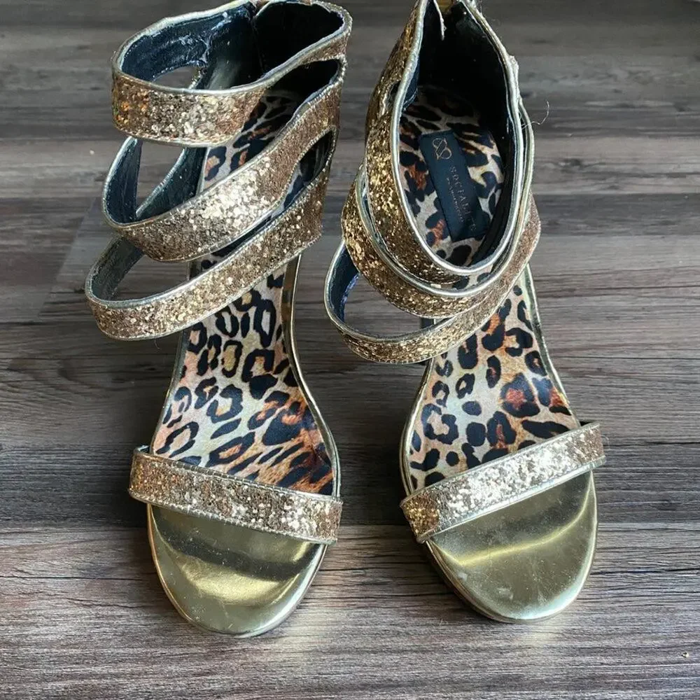 Socialite by: Shoe dazzel sz 8.5‎ gold Y2K platform stilletto glitter heels